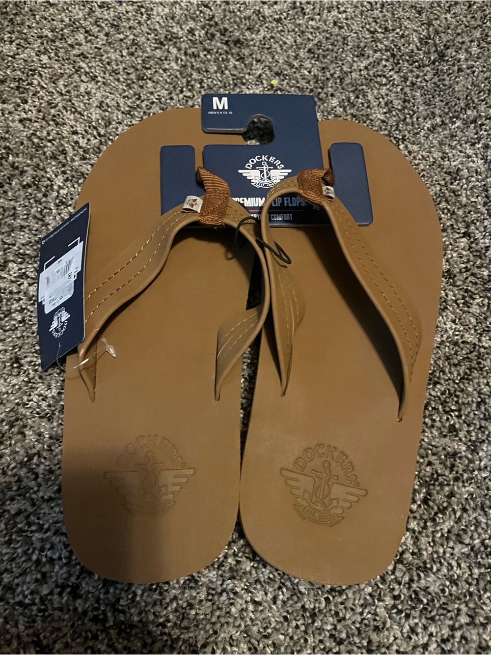Dockers men’s flip flops